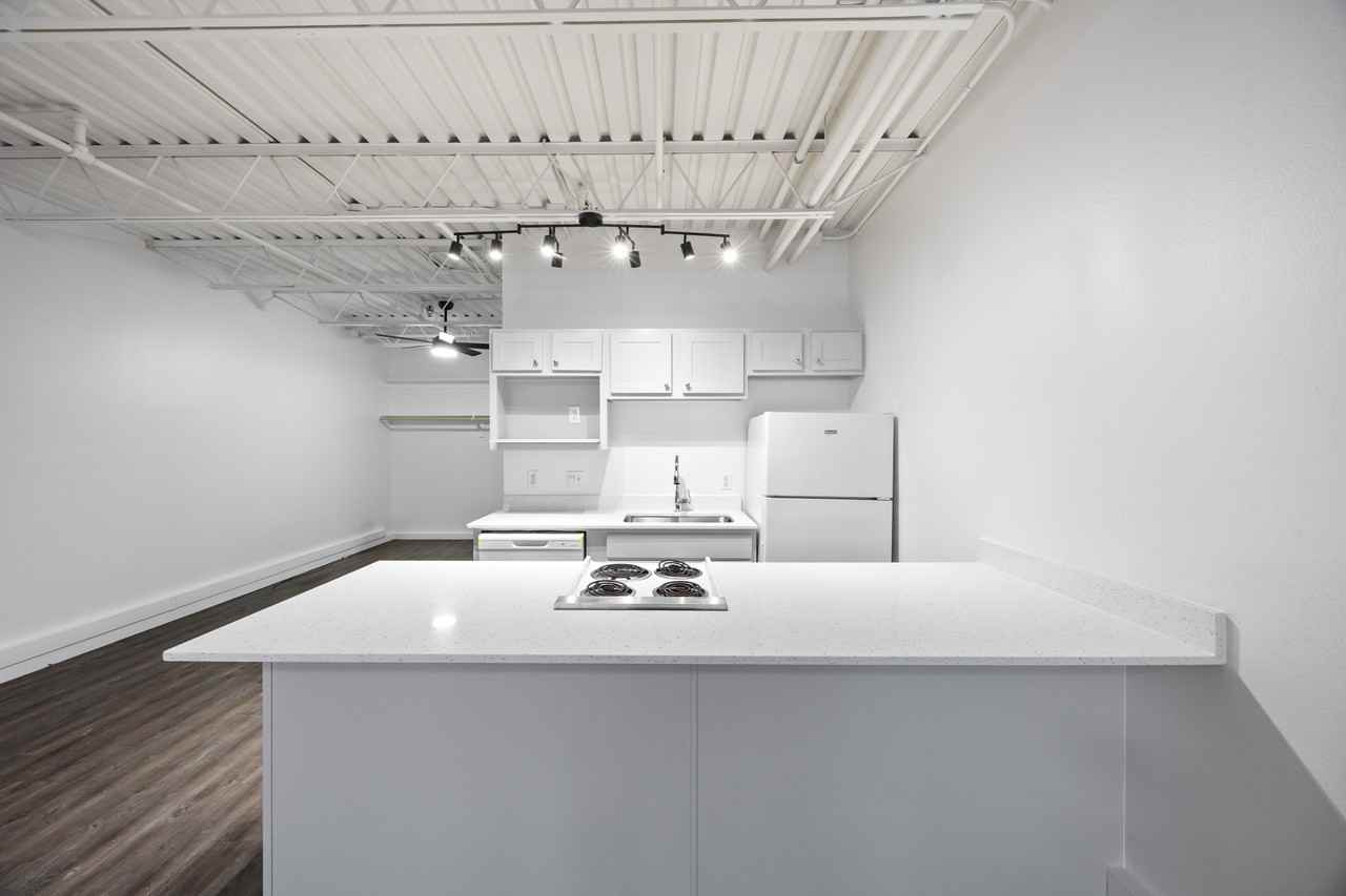 1033 N Molly Ct #1033MC - Photo 5 of 16