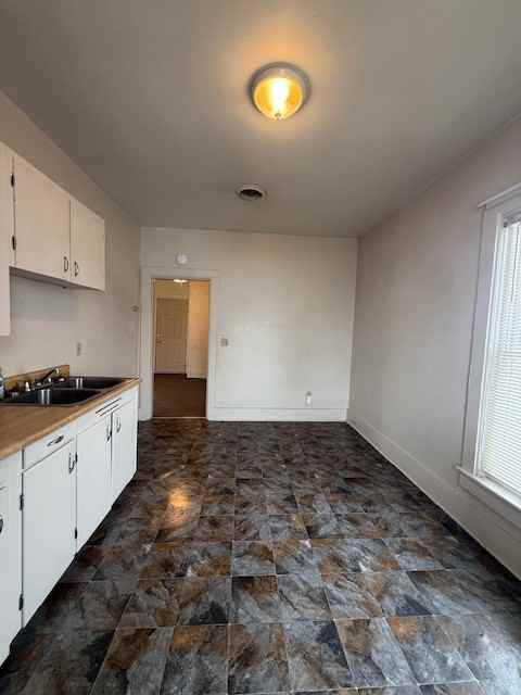 203 S Water St #C - Photo 2 of 9