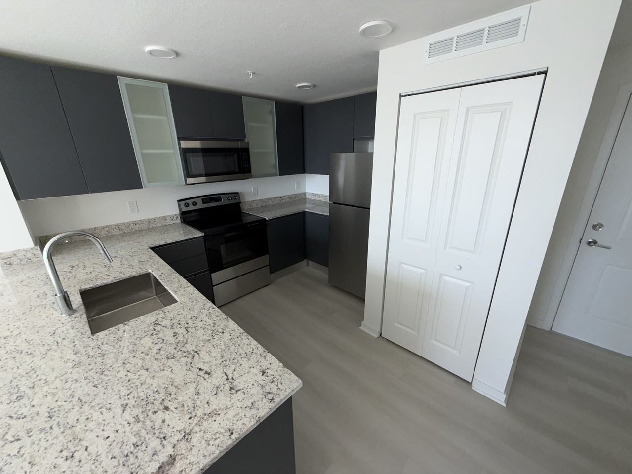 Millenia Blvd #403 - Photo 4 of 14