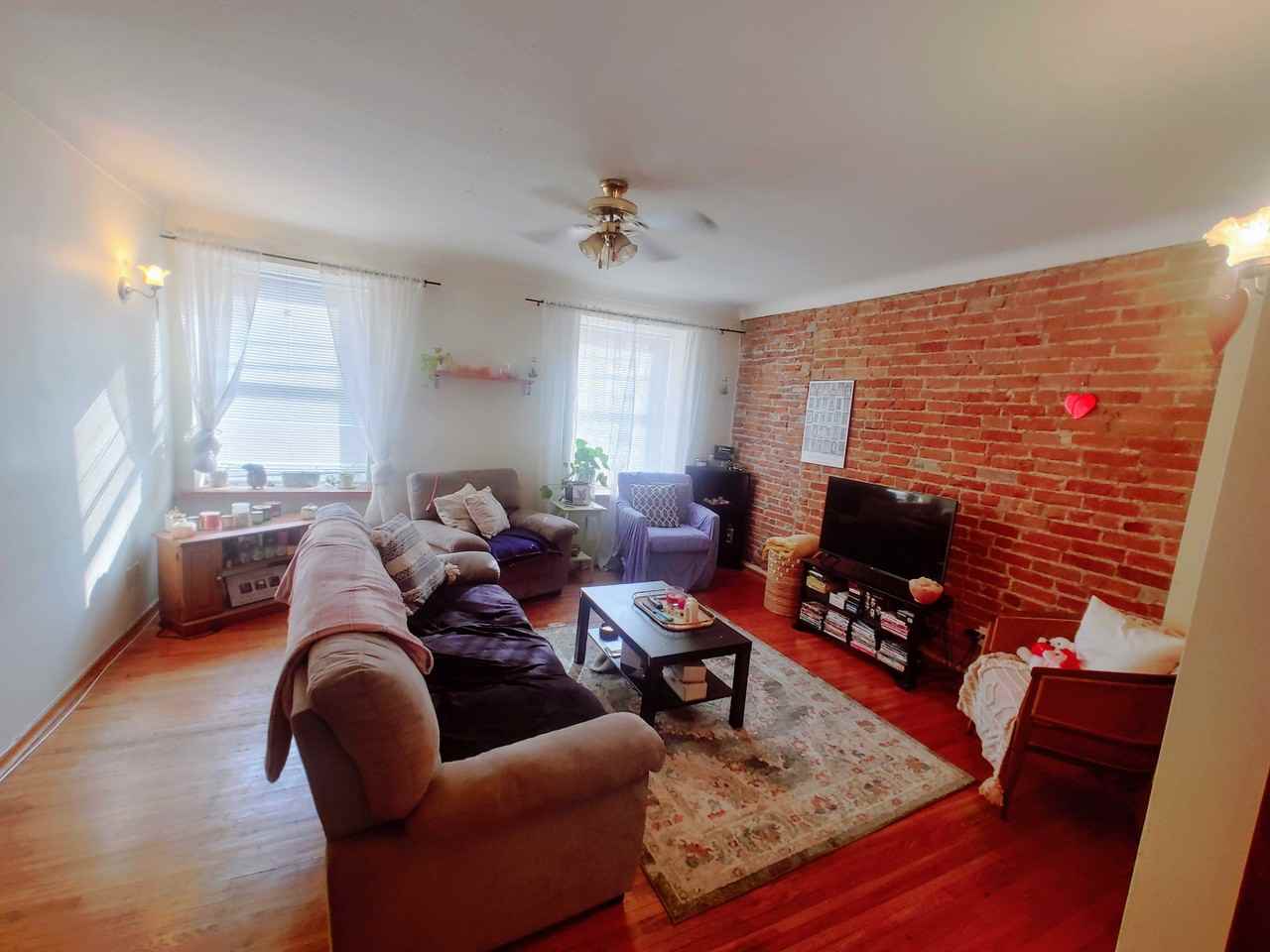 79 Queen St #79-2 - Photo 3 of 9