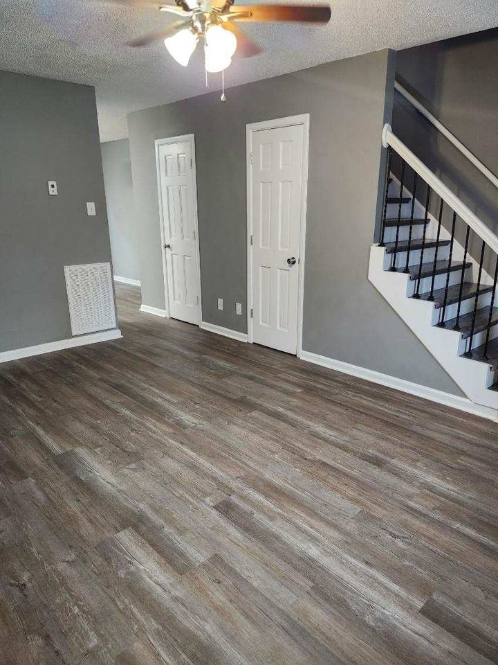 1121 Morningside Dr #16 - Photo 5 of 14