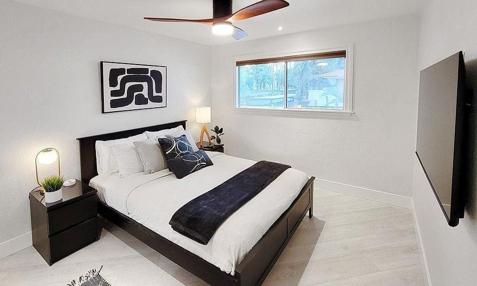 2857 N Los Felices Rd #213 - Photo 6 of 8