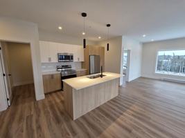 featured image of 1035 Melanson Rd #501