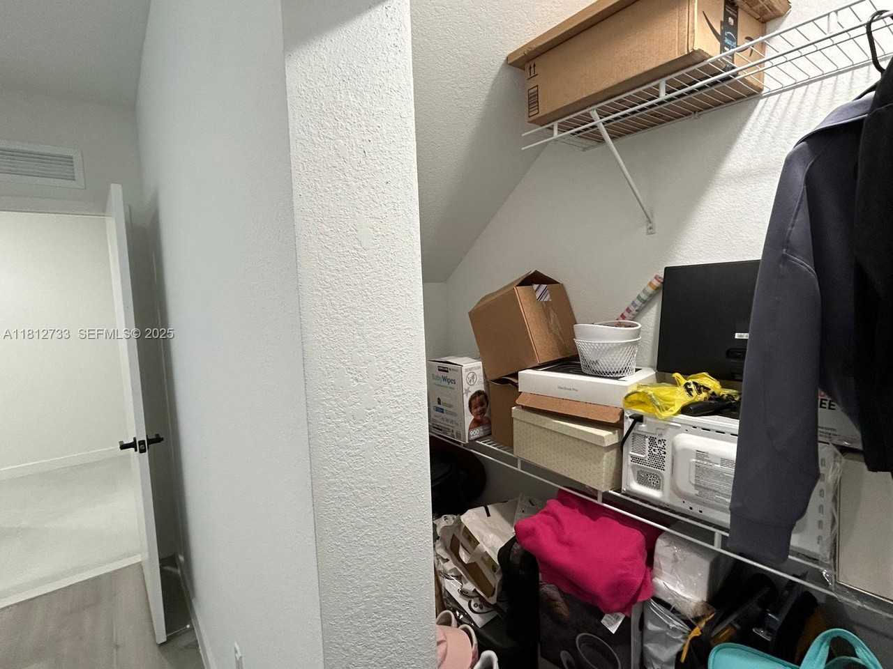 26109 Southwest 145th Avenue #26109 - Photo 5 of 31