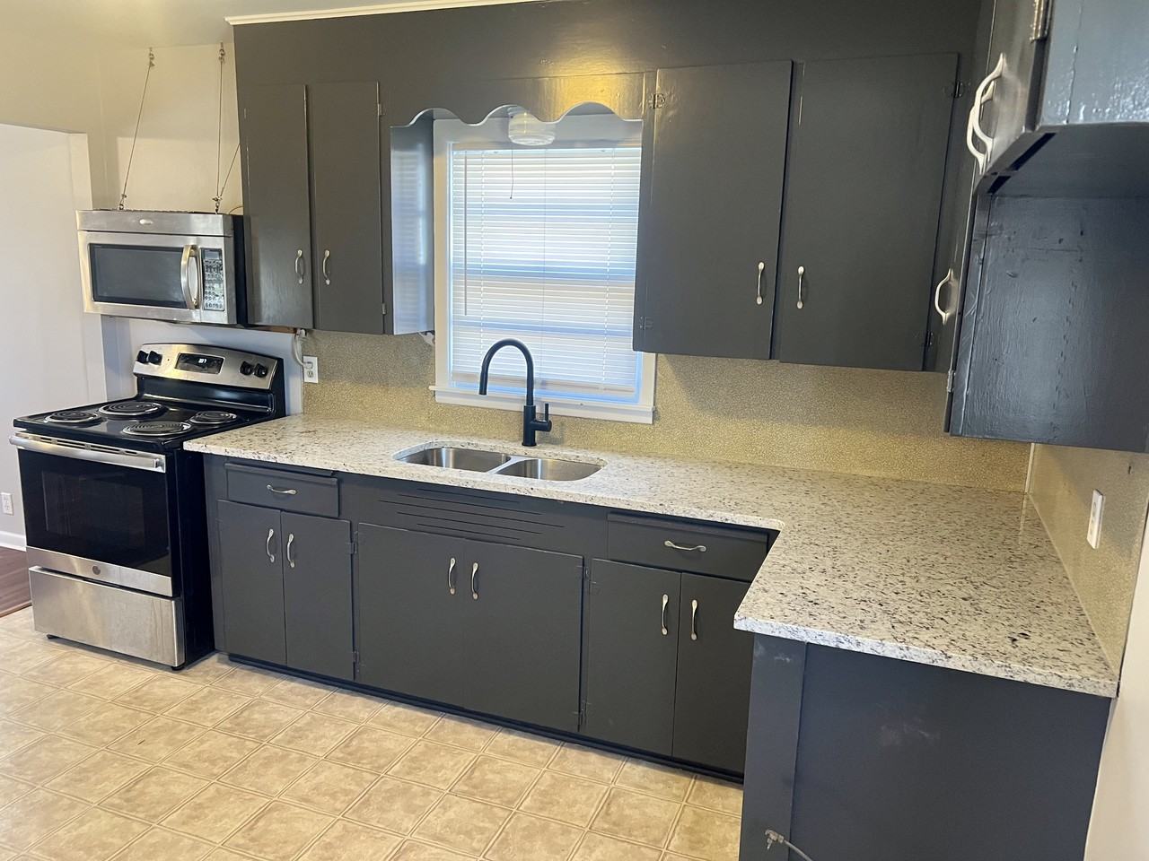 317 S Seward St #1 - Photo 2 of 10