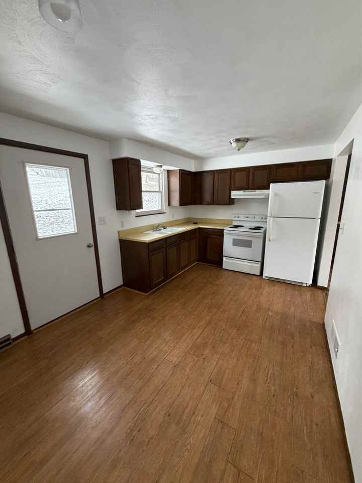 623 Morningside Dr #2 - Photo 2 of 14