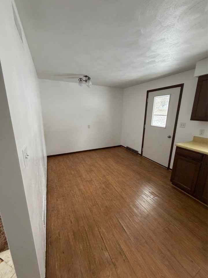 623 Morningside Dr #2 - Photo 3 of 14