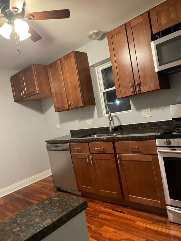 12862 S Emerald Ave #1 - Photo 3 of 10