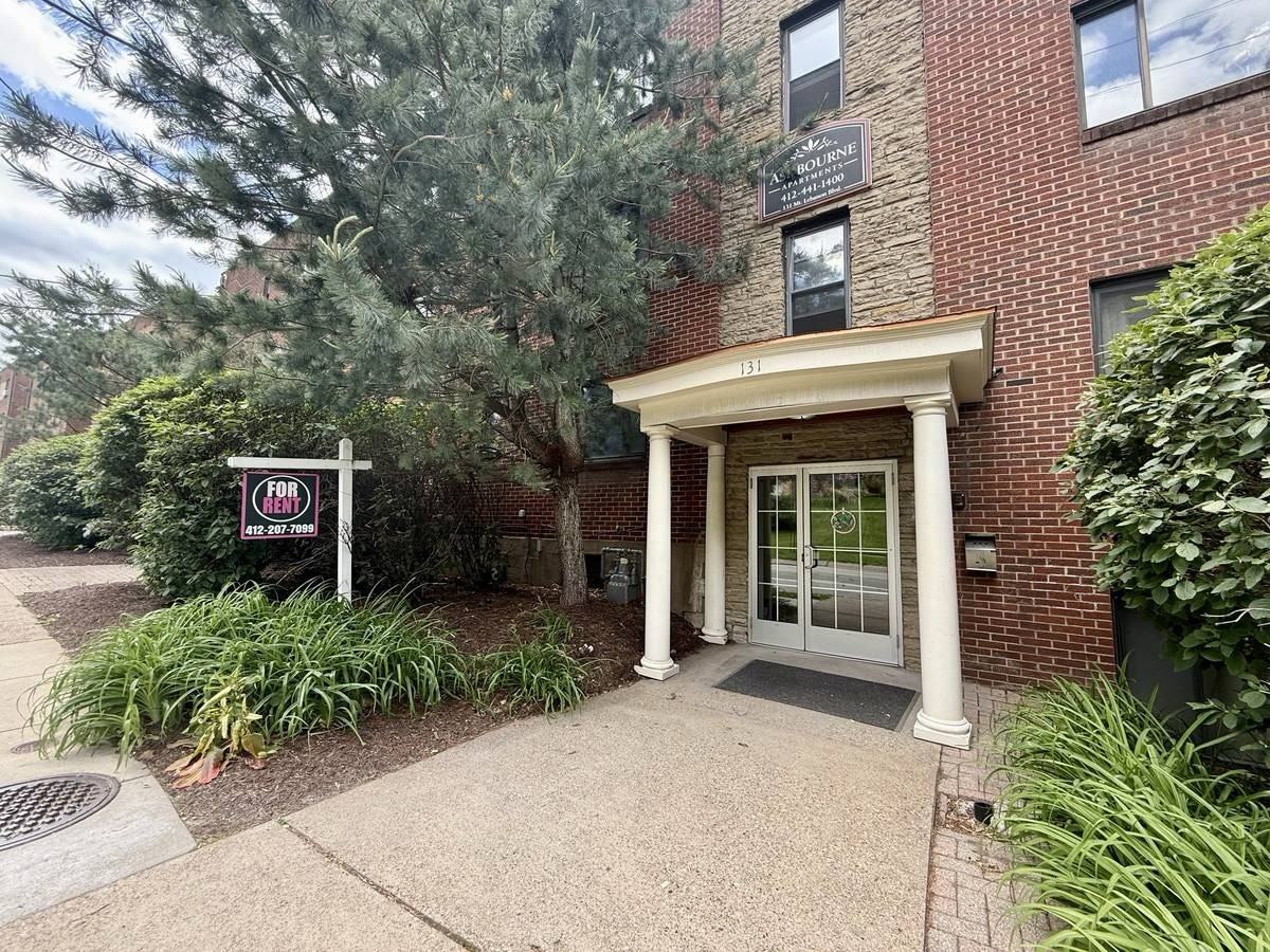 131 131 MOUNT LEBANON BOULEVARDAPT 5 #5 - Photo 6 of 8