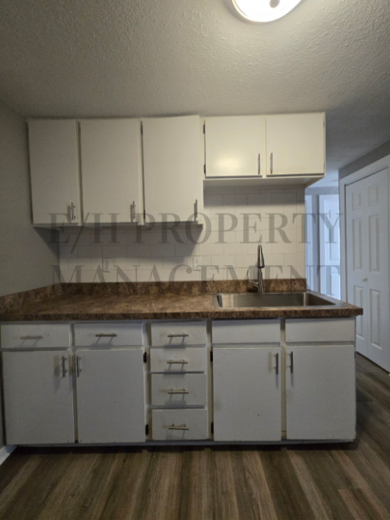 1010 E 8th St N #1016 - Photo 5 of 12