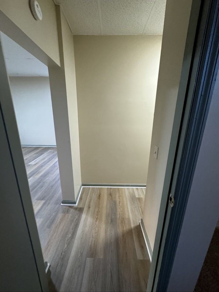 736 Munson Ave #736 - Photo 4 of 13