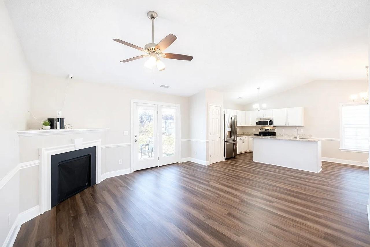 207 Manitou Way #1 - Photo 2 of 13