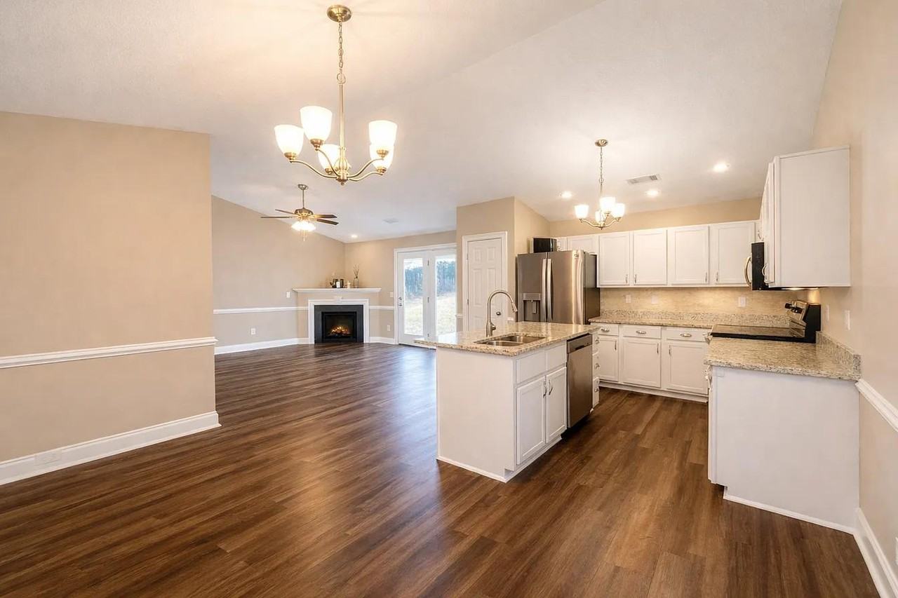 207 Manitou Way #1 - Photo 5 of 13