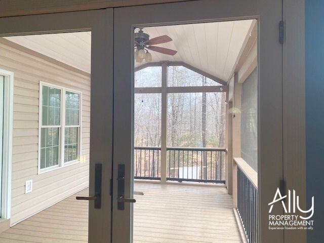 35 Hardwood Rd #1 - Photo 2 of 9