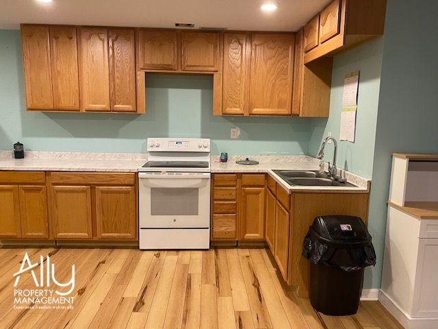 35 Hardwood Rd #1 - Photo 7 of 9