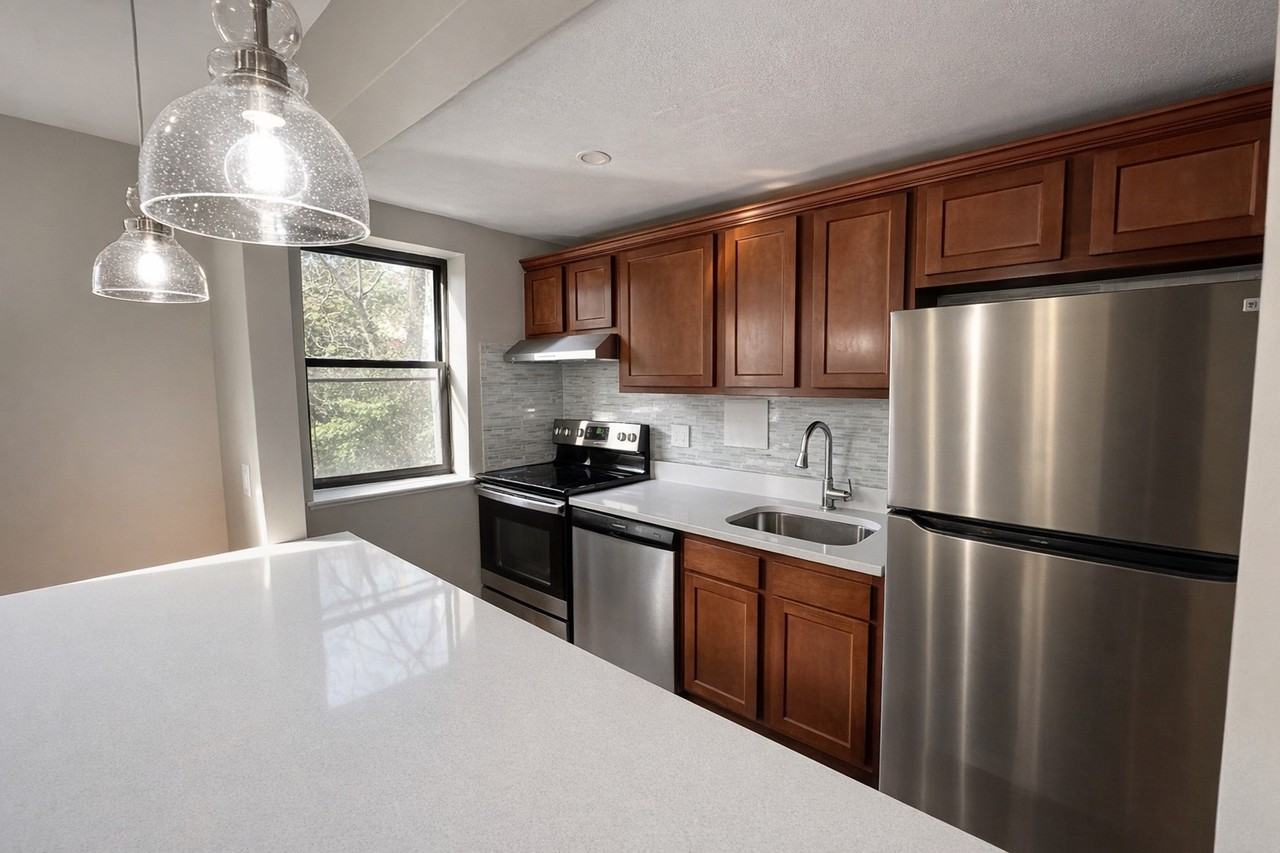 131 MOUNT LEBANON BOULEVARDAPT 7 #7 - Photo 7 of 11