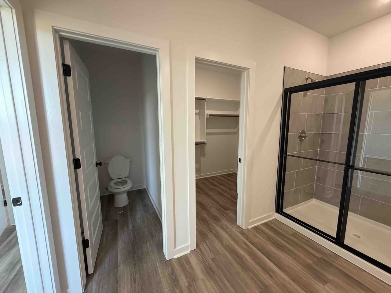 557 Arizona St #1 - Photo 5 of 9