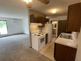 featured image of 2416 Hengel Ct