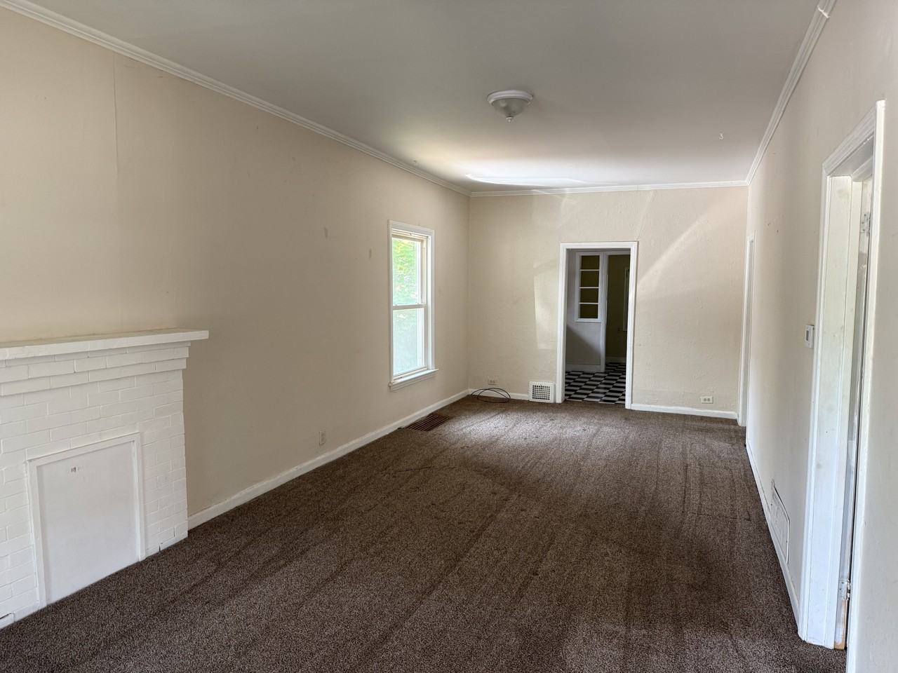 1129 N Martin Luther King Jr Blvd #1 - Photo 3 of 11