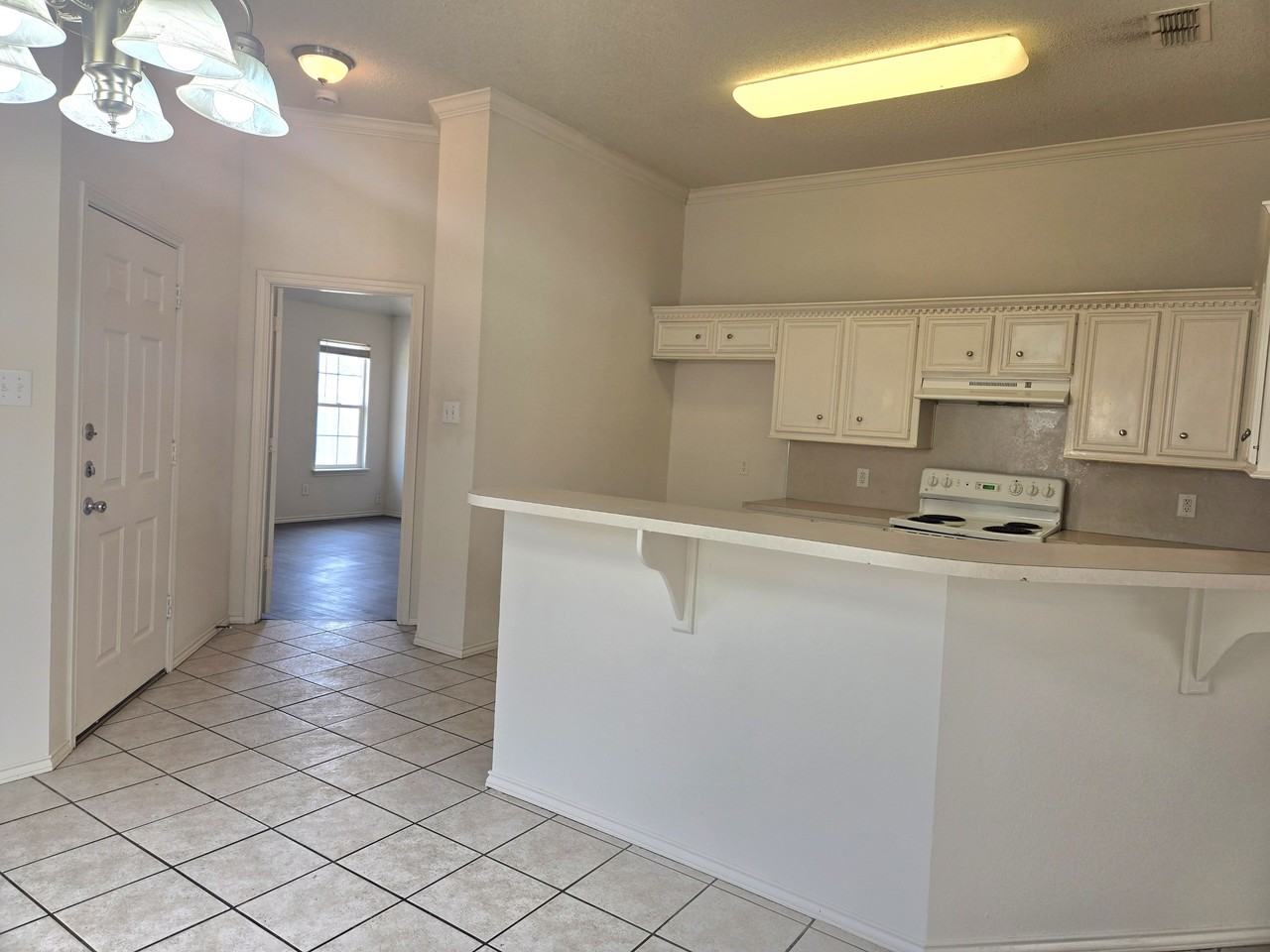 5121 Albany Ave #1 - Photo 7 of 14