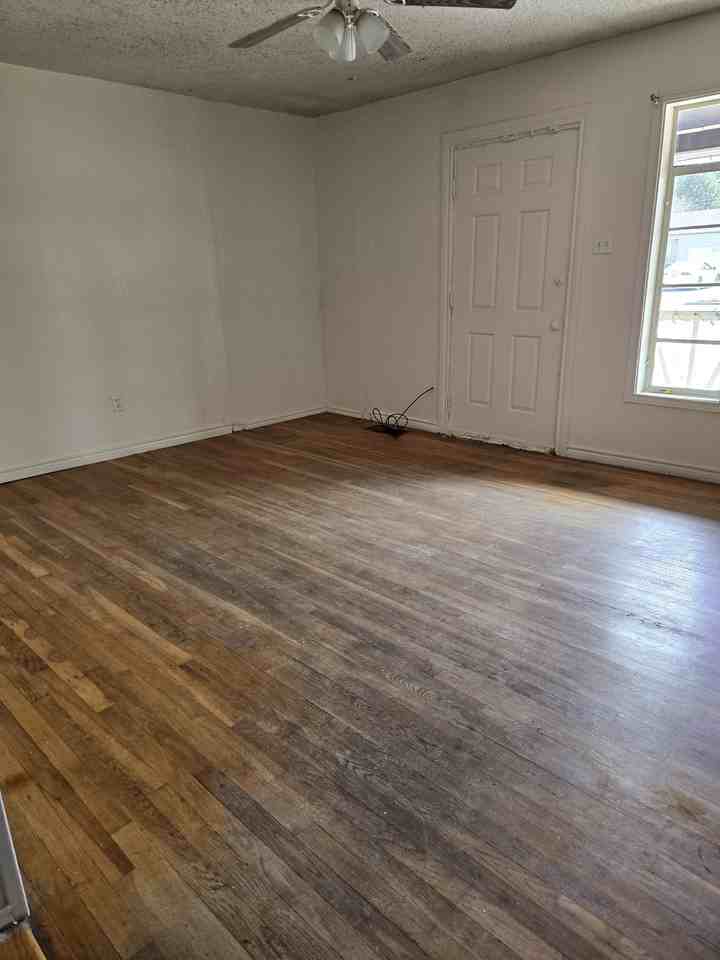 4918 38th St #1 - Photo 5 of 12