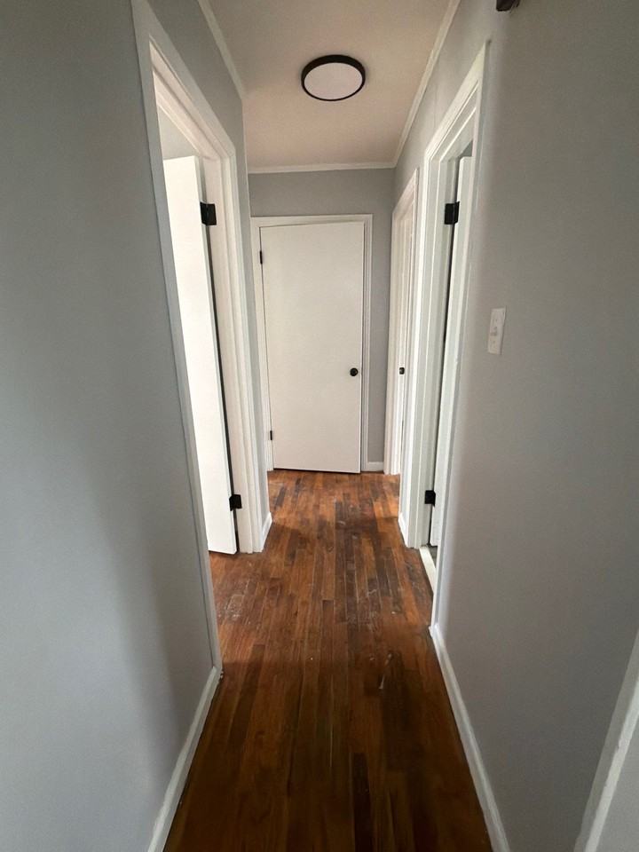 1029 Hungerford St #1 - Photo 7 of 8