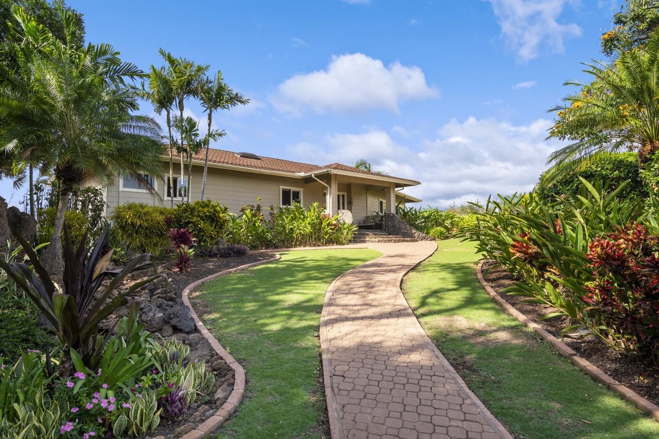 753 Launa Dr #A - Photo 2 of 19