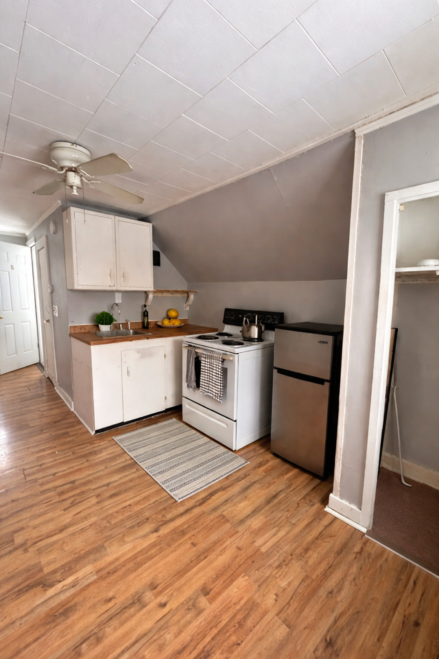 277 Brunswick St #8 - Photo 4 of 14