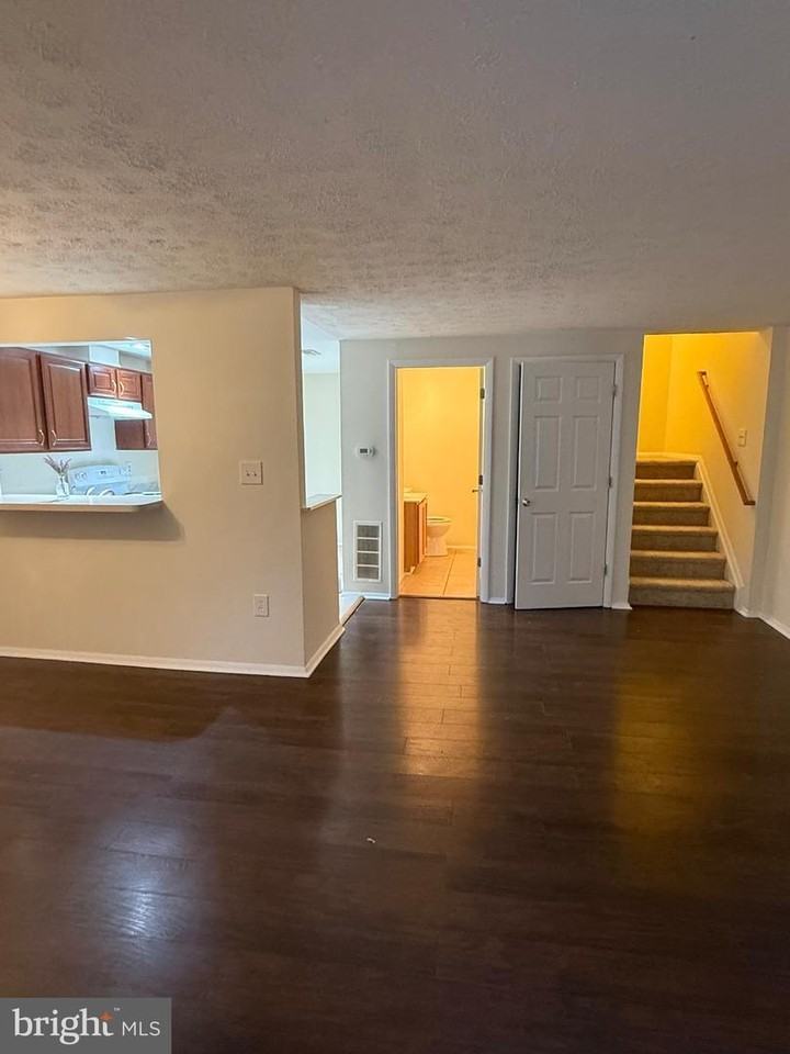 13331 Whitechurch Cir #1 - Photo 3 of 14