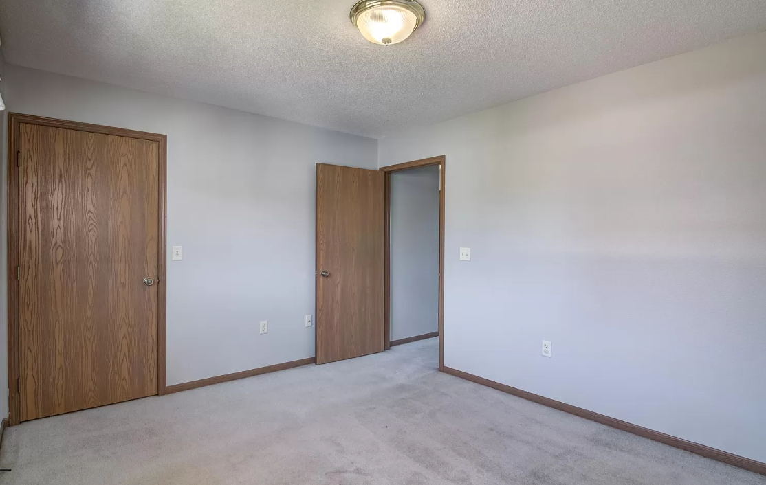 3209 Oak Knoll Dr #3209-1 - Photo 5 of 12