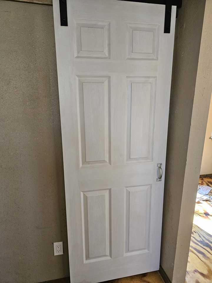 618 1/2 N Wilson Ave #1 - Photo 2 of 6