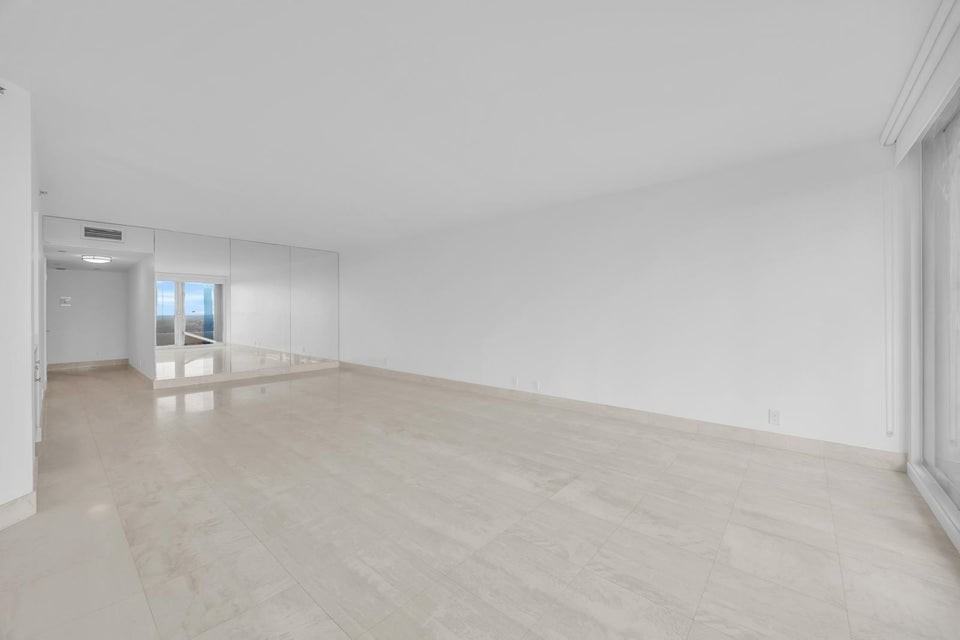 529 S FLAGLER DRIVE 14H - 1 #1 - Photo 6 of 32