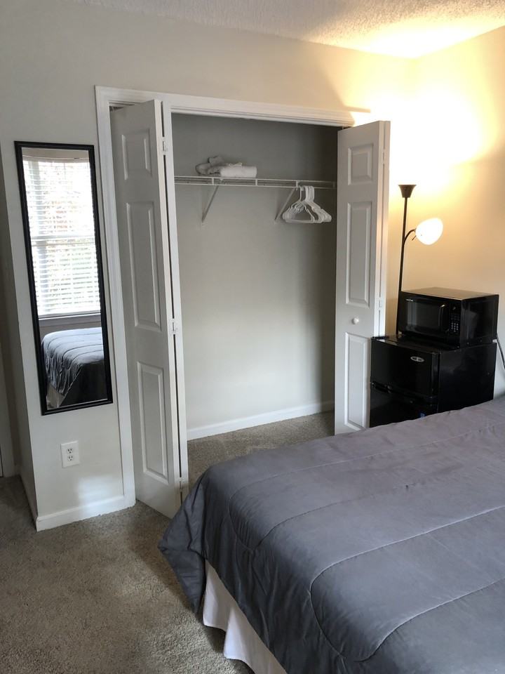 Allen Rd E #3 - Photo 3 of 10