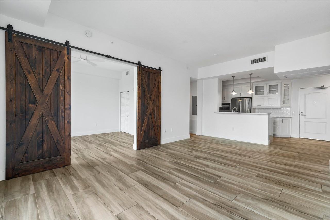 410 Evernia St #1 - Photo 3 of 50