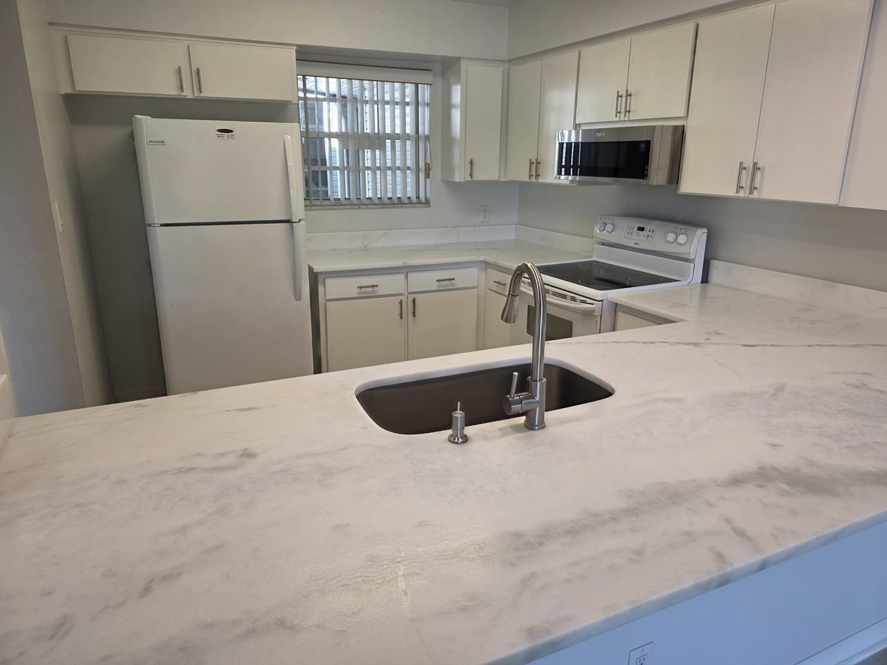 6826 Stones Throw Cir N #1 - Photo 3 of 19