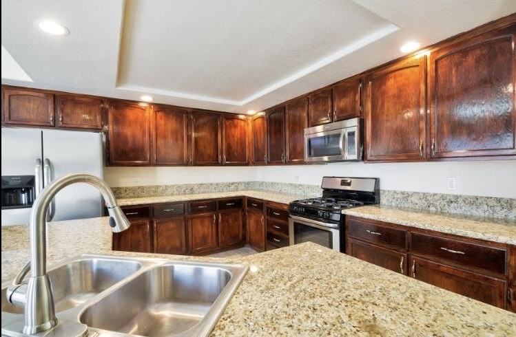 7517 Heather Knoll Cir #1 - Photo 3 of 10