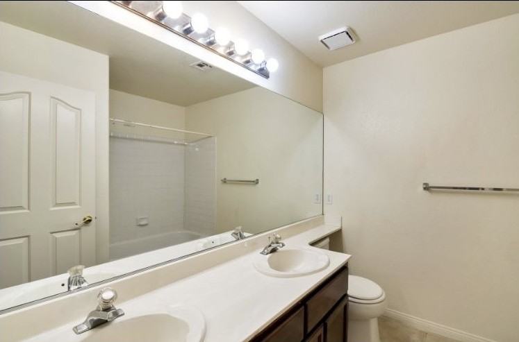 7517 Heather Knoll Cir #1 - Photo 4 of 10