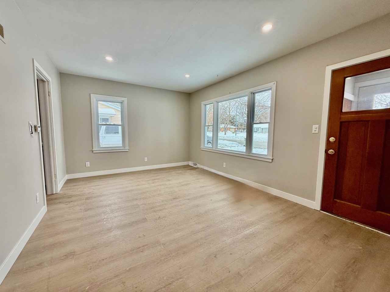 1305 2nd Ave Sw #1 - Photo 5 of 20