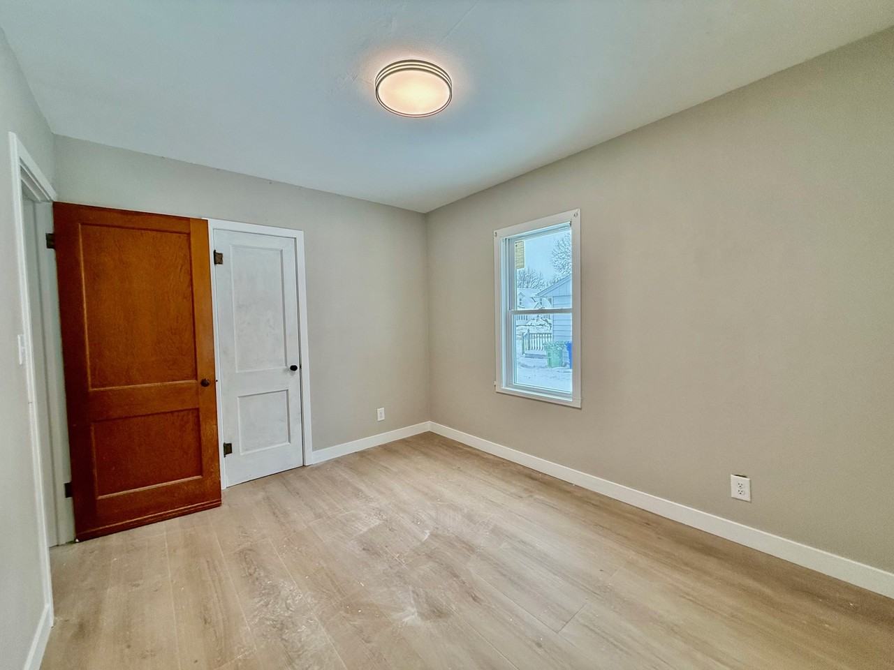 1305 2nd Ave Sw #1 - Photo 7 of 20