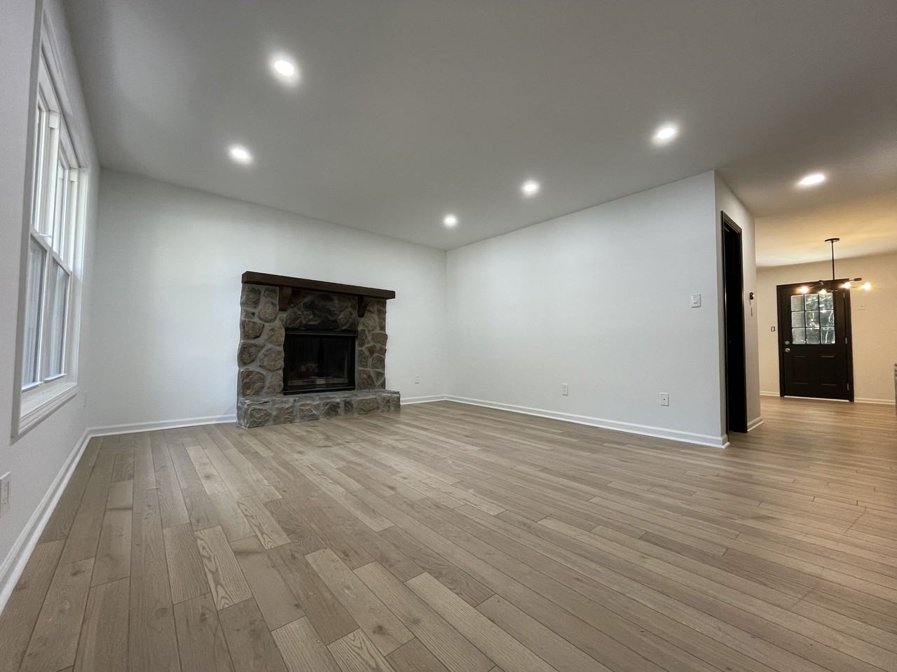 1438 S Diane Ct Se #A - Photo 2 of 15