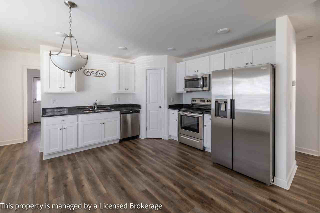 100 Henson St #1 - Photo 6 of 24