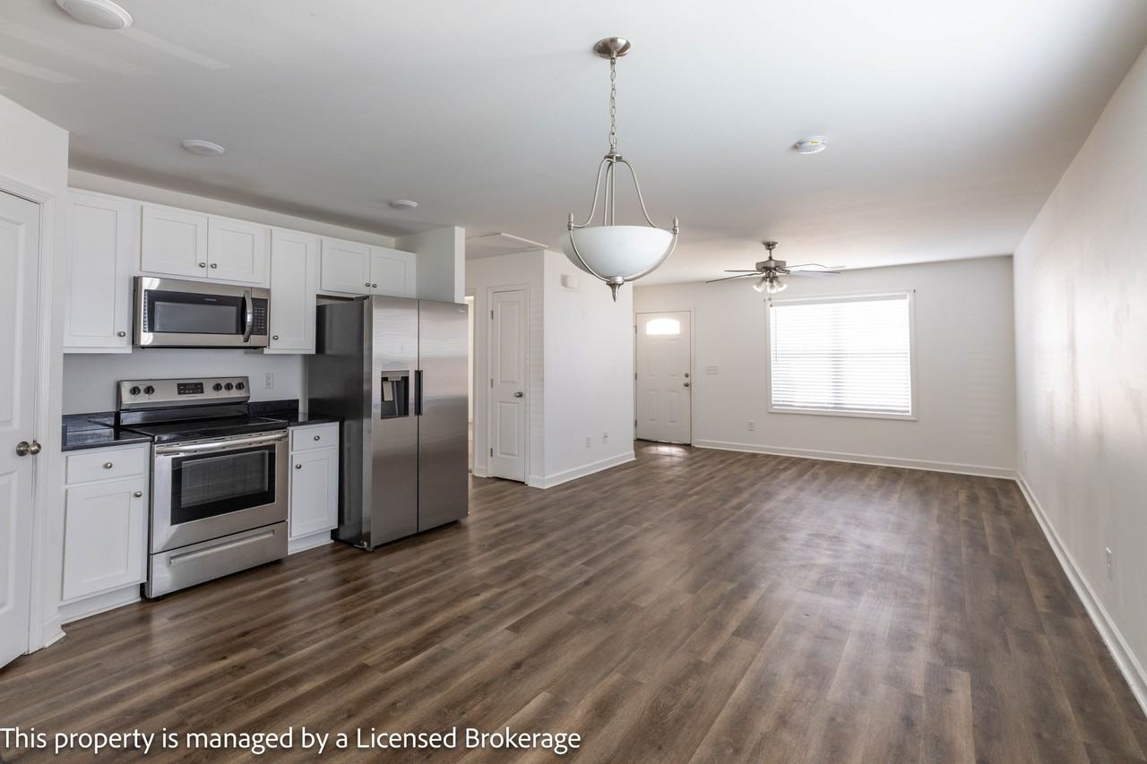 100 Henson St #1 - Photo 7 of 24