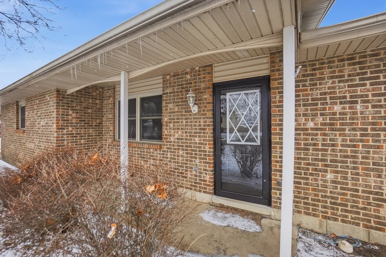 3145 Dogwood Dr #1 - Photo 2 of 27