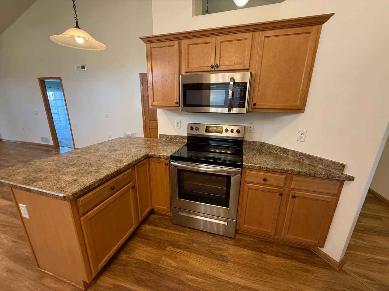 916 Waters Edge Ct #1 - Photo 5 of 26