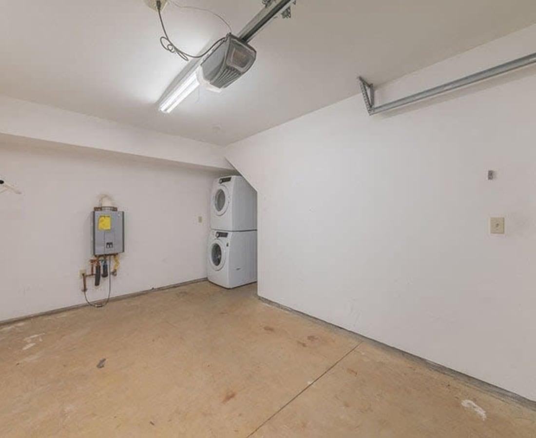 132 Clay St - Photo 2 of 34
