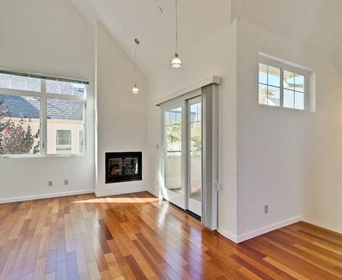 132 Clay St - Photo 7 of 34