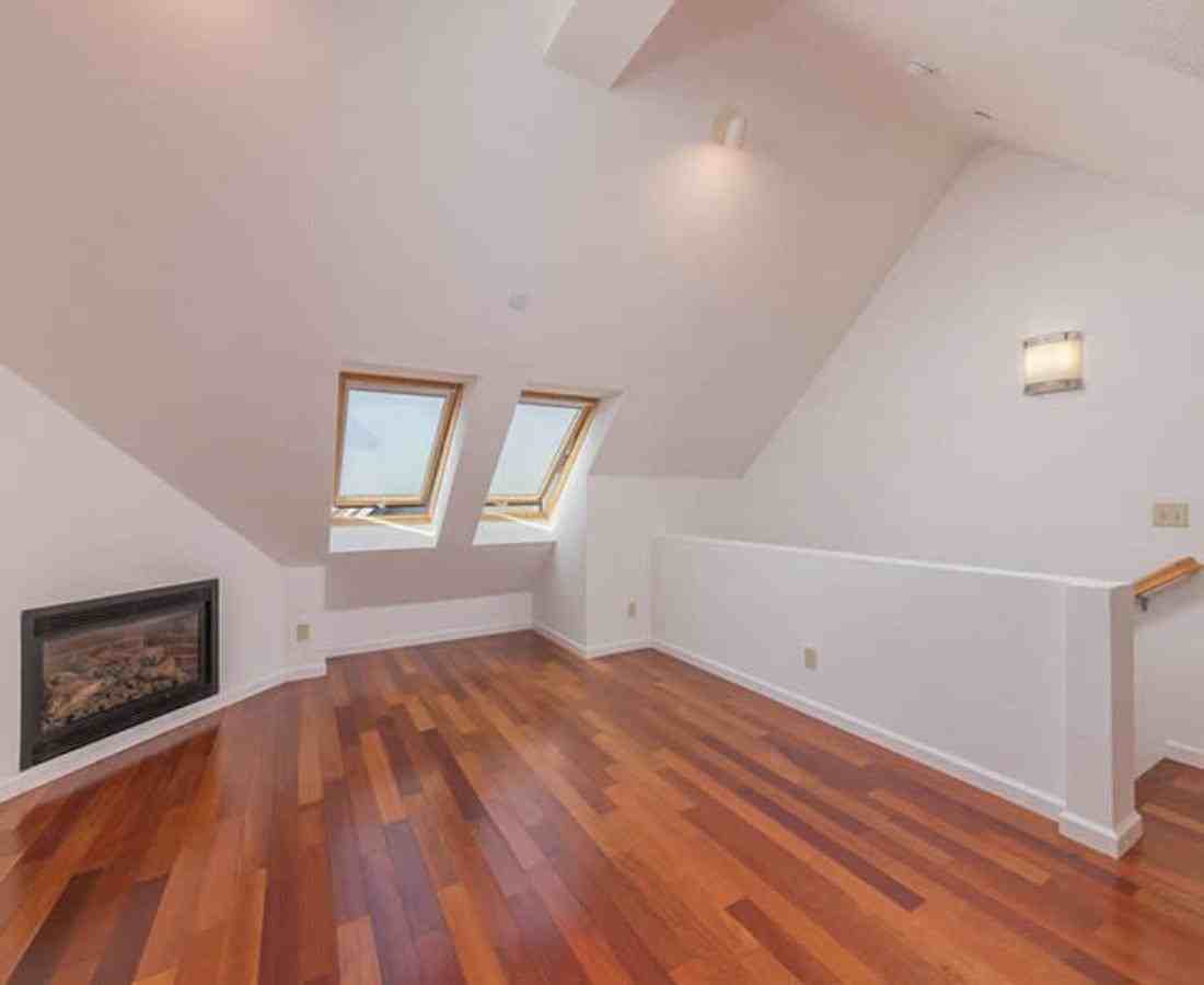 132 Clay St - Photo 6 of 34