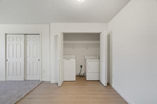 175 N Skyline Dr - Photo 1 of 1