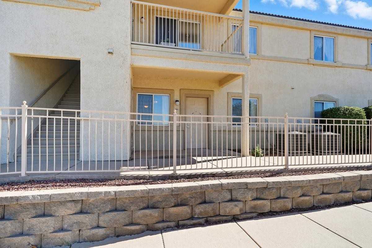 175 N Skyline Dr - Photo 6 of 15