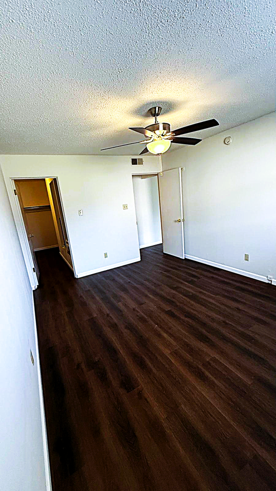 Glen Arbor - Photo 6 of 7